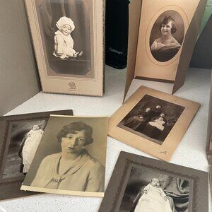 VINTAGE PORTRAIT PHTOGRAPHS